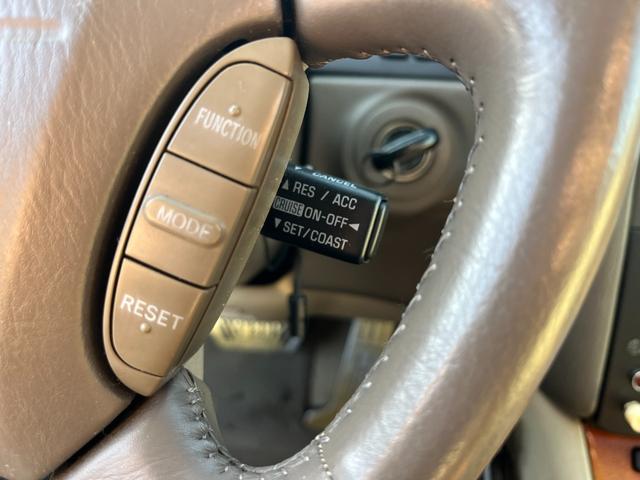 ＬＳ４００ ベースグレード　左ハンドル　ＥＴＣ　オートクルーズコントロール　アルミホイール　オートライト　サンルーフ　パワーシート　ＣＤ　ＤＶＤ再生　エアコン　パワーウィンドウ（34枚目）