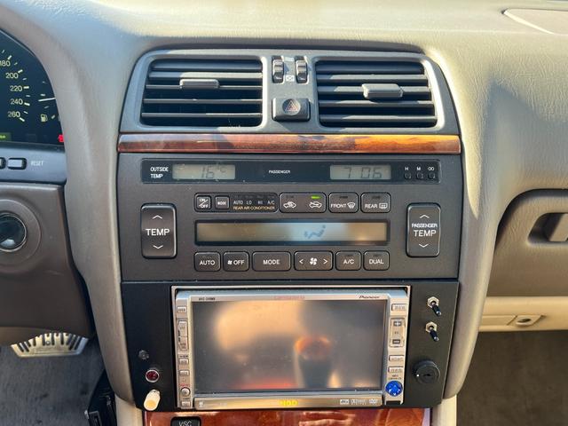 ＬＳ４００ ベースグレード　左ハンドル　ＥＴＣ　オートクルーズコントロール　アルミホイール　オートライト　サンルーフ　パワーシート　ＣＤ　ＤＶＤ再生　エアコン　パワーウィンドウ（35枚目）