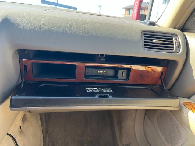 ＬＳ４００ ベースグレード　左ハンドル　ＥＴＣ　オートクルーズコントロール　アルミホイール　オートライト　サンルーフ　パワーシート　ＣＤ　ＤＶＤ再生　エアコン　パワーウィンドウ（41枚目）