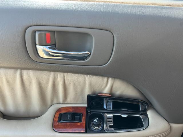 ＬＳ４００ ベースグレード　左ハンドル　ＥＴＣ　オートクルーズコントロール　アルミホイール　オートライト　サンルーフ　パワーシート　ＣＤ　ＤＶＤ再生　エアコン　パワーウィンドウ（43枚目）