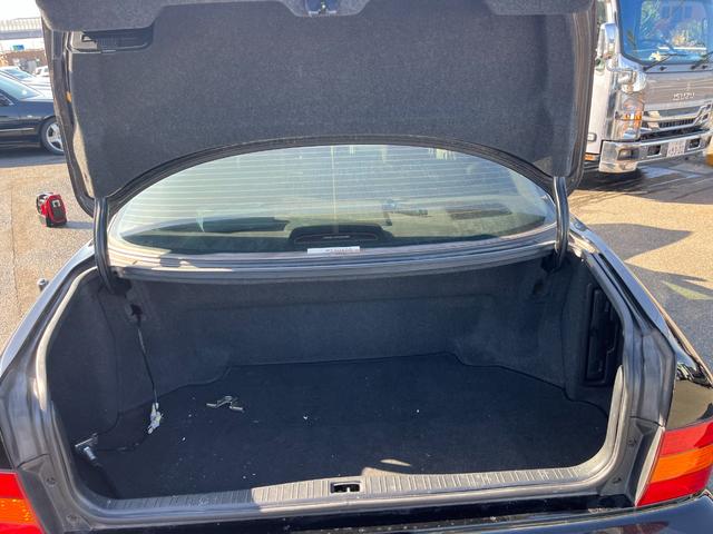 ＬＳ４００ ベースグレード　左ハンドル　ＥＴＣ　オートクルーズコントロール　アルミホイール　オートライト　サンルーフ　パワーシート　ＣＤ　ＤＶＤ再生　エアコン　パワーウィンドウ（56枚目）