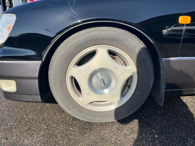 ＬＳ４００ ベースグレード　左ハンドル　ＥＴＣ　オートクルーズコントロール　アルミホイール　オートライト　サンルーフ　パワーシート　ＣＤ　ＤＶＤ再生　エアコン　パワーウィンドウ（62枚目）
