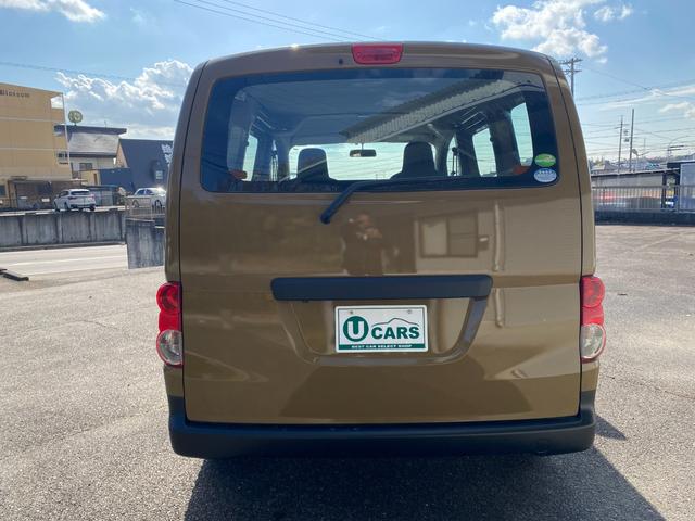 NV200バネットバン DX サンドベージュ全塗装 ナビ&バックカメラ 新品マッドタイヤ キーレス パワーウィンドー(9枚目)