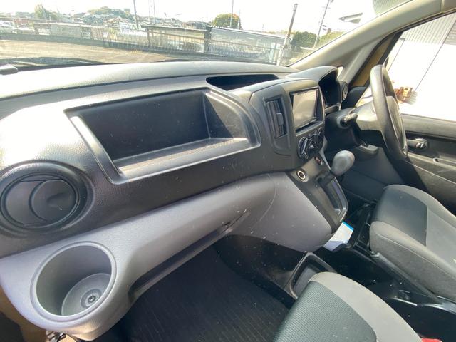 NV200バネットバン DX サンドベージュ全塗装 ナビ&バックカメラ 新品マッドタイヤ キーレス パワーウィンドー(16枚目)