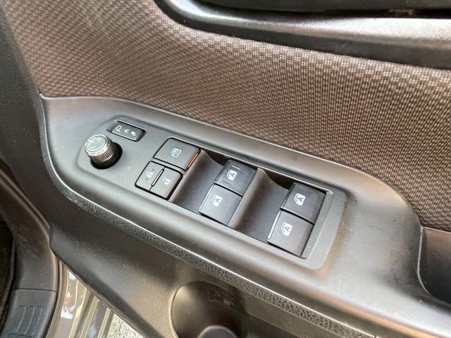 ヴォクシー Ｘ　後期型　全塗装（グレー／ブラック）　アウトドアカスタム　フルセグナビ　Ｂｌｕｅｔｏｏｔｈ付き　バックカメラ　ＥＴＣ　新品タイヤＭＡＤスター　ＴＯＹＯＴＡエンブレム　ＬＥＤヘッドライト　クルコン（46枚目）