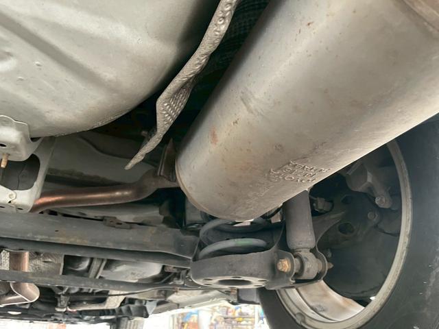 プリウスアルファ S ユーザー買取車 ナビ バックカメラ ETC 車検9年5月 プッシュスタート スマートキー フォグランプ(25枚目)