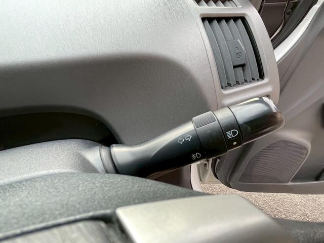 プリウスアルファ S ユーザー買取車 ナビ バックカメラ ETC 車検9年5月 プッシュスタート スマートキー フォグランプ(40枚目)