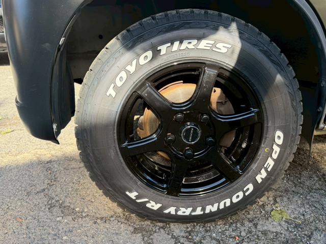 タウンエースバン GL 全塗装(カーキメタリック/ブラック)10インチディスバックカメラ プレイオーディオ 新品アルミ TOYOオープンカントリーセット リモコンミラー 前席PW 内装同色塗装サブスク動画(24枚目)