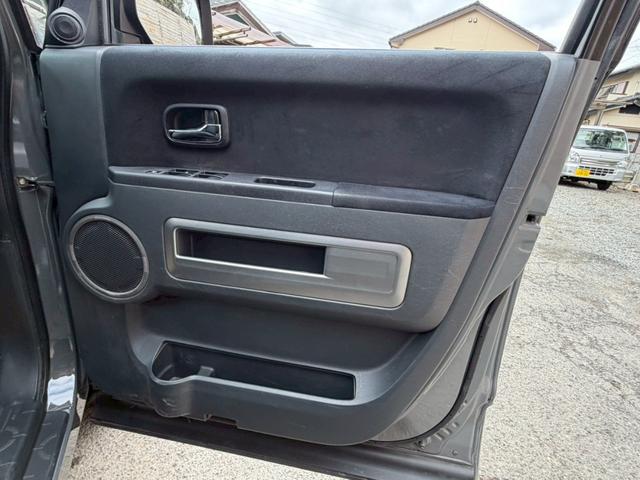 デリカＤ：５ Ｇ　パワーパッケージ　全塗装（スティンググレー／ブラック）１０インチディスプレイオーディオ　Ｂカメラ　バンパープロテクター　両側電動スライド　新品ロクサーニＡＷセット　オープンカントリー　インナーブラック加工（48枚目）