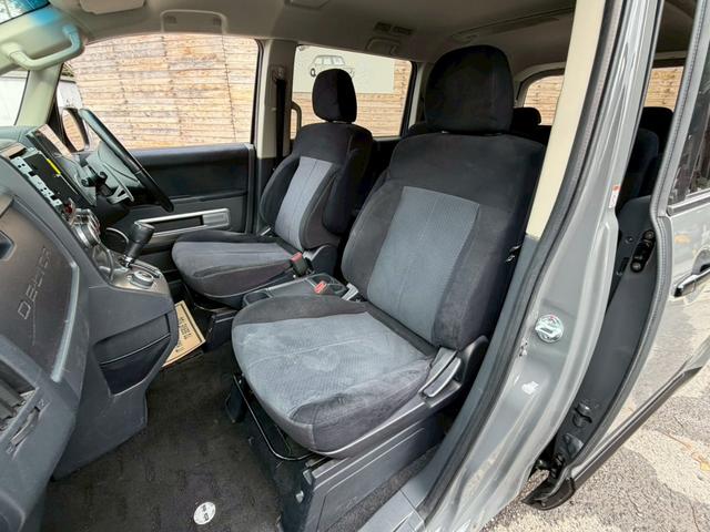 デリカＤ：５ Ｇ　パワーパッケージ　全塗装（スティンググレー／ブラック）１０インチディスプレイオーディオ　Ｂカメラ　バンパープロテクター　両側電動スライド　新品ロクサーニＡＷセット　オープンカントリー　インナーブラック加工（56枚目）