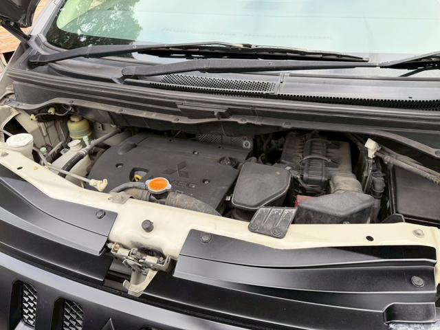 デリカＤ：５ Ｇ　パワーパッケージ　全塗装（スティンググレー／ブラック）１０インチディスプレイオーディオ　Ｂカメラ　バンパープロテクター　両側電動スライド　新品ロクサーニＡＷセット　オープンカントリー　インナーブラック加工（65枚目）