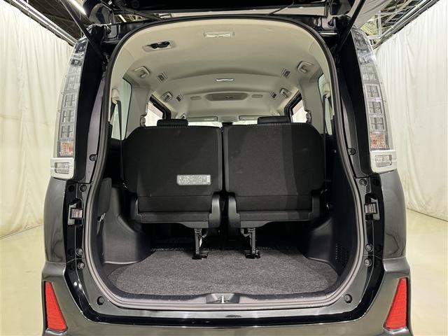 ヴォクシー ZS 煌II フルセグ メモリーナビ DVD再生 バックカメラ 衝突被害軽減システム ETC 両側電動スライド LEDヘッドランプ 乗車定員8人 3列シート アイドリングストップ(27枚目)