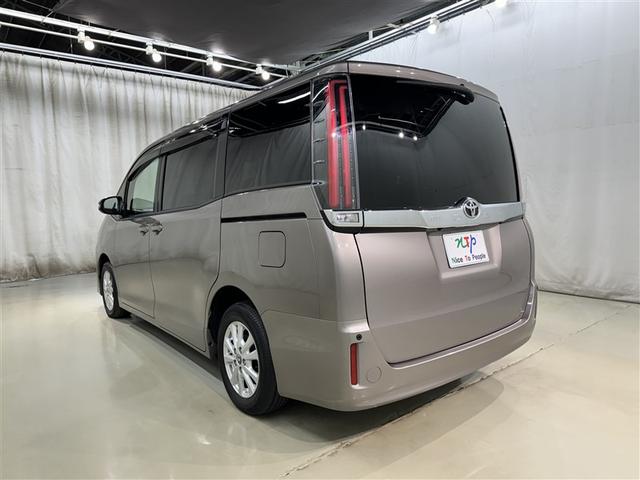 ノア Ｇ　フルセグ　メモリーナビ　ＤＶＤ再生　後席モニター　バックカメラ　衝突被害軽減システム　ＥＴＣ　両側電動スライド　ＬＥＤヘッドランプ　乗車定員７人　３列シート　アイドリングストップ（5枚目）