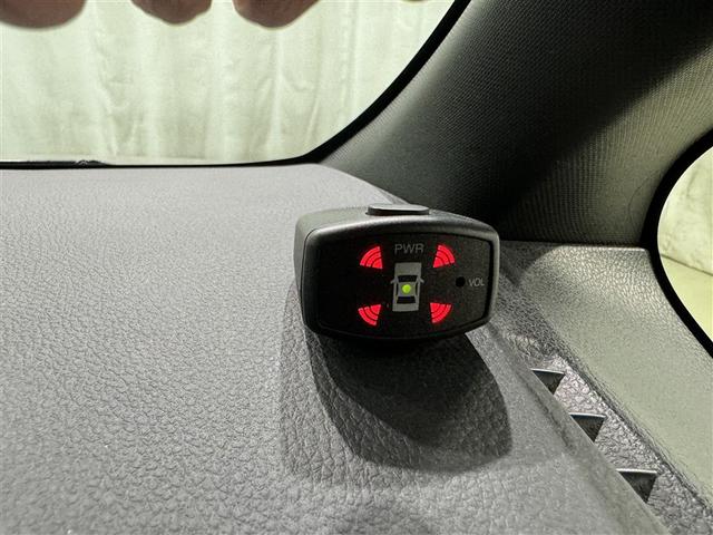 ノア Ｇ　フルセグ　メモリーナビ　ＤＶＤ再生　後席モニター　バックカメラ　衝突被害軽減システム　ＥＴＣ　両側電動スライド　ＬＥＤヘッドランプ　乗車定員７人　３列シート　アイドリングストップ（22枚目）