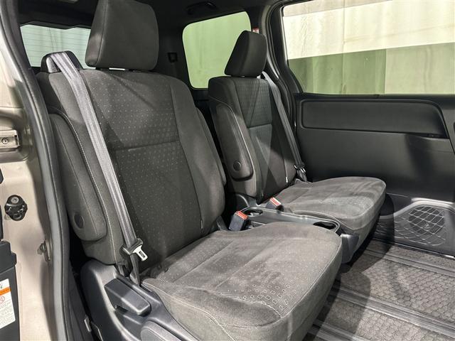 ノア Ｇ　フルセグ　メモリーナビ　ＤＶＤ再生　後席モニター　バックカメラ　衝突被害軽減システム　ＥＴＣ　両側電動スライド　ＬＥＤヘッドランプ　乗車定員７人　３列シート　アイドリングストップ（29枚目）