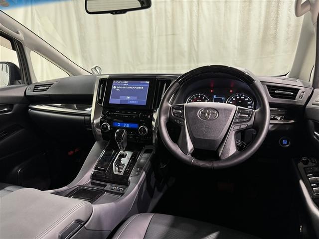 アルファード ２．５Ｓ　Ｃパッケージ　フルセグ　ＤＶＤ再生　ミュージックプレイヤー接続可　後席モニター　バックカメラ　衝突被害軽減システム　ＥＴＣ　両側電動スライド　ＬＥＤヘッドランプ　３列シート（8枚目）