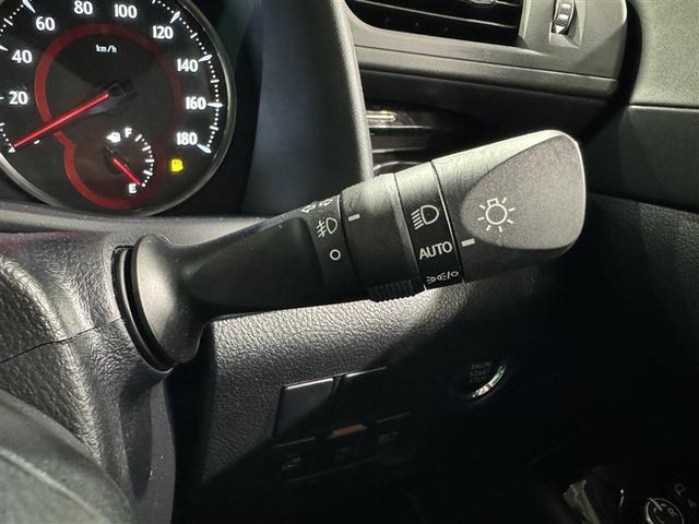 アルファード ２．５Ｓ　Ｃパッケージ　フルセグ　ＤＶＤ再生　ミュージックプレイヤー接続可　後席モニター　バックカメラ　衝突被害軽減システム　ＥＴＣ　両側電動スライド　ＬＥＤヘッドランプ　３列シート（25枚目）