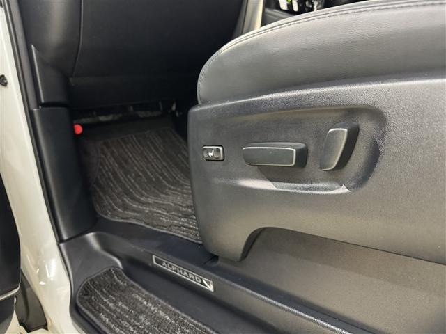 アルファード ２．５Ｓ　Ｃパッケージ　フルセグ　ＤＶＤ再生　ミュージックプレイヤー接続可　後席モニター　バックカメラ　衝突被害軽減システム　ＥＴＣ　両側電動スライド　ＬＥＤヘッドランプ　３列シート（30枚目）