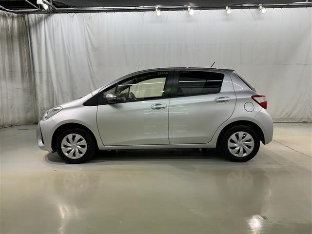 コンパクトカーは荷物も積めて小回りもききます！街乗りには便利なお車です！