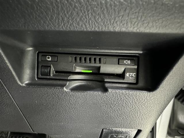 ＥＴＣ車載器付きです。高速道路の料金所もスムーズに通過できます。