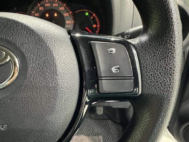 各操作スイッチなどもハンドルから手を放すことなく操作可能で安全運転に支援いたします！