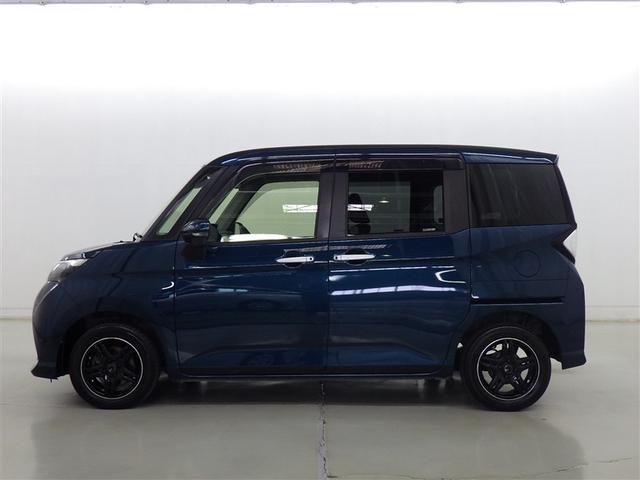 両側パワースライドドア付きだから、狭い駐車スペースなどでの　乗り降りラクラク！小さなお子さまのいるご家庭には嬉しい装備。