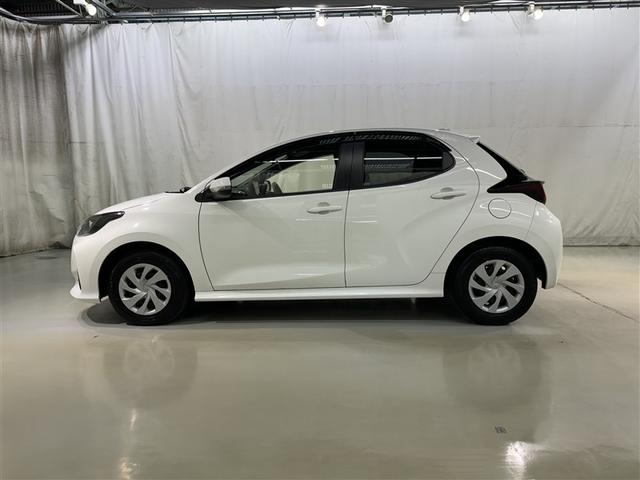 ヤリス Ｘ　ミュージックプレイヤー接続可　バックカメラ　衝突被害軽減システム　ＥＴＣ（4枚目）