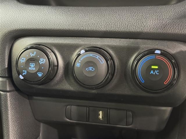 ヤリス Ｘ　ミュージックプレイヤー接続可　バックカメラ　衝突被害軽減システム　ＥＴＣ（14枚目）