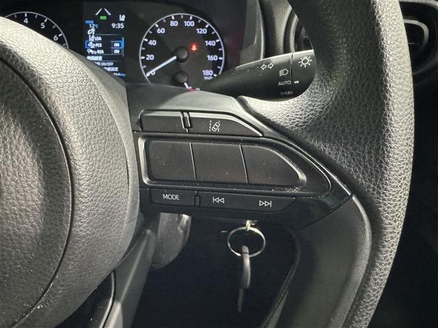 ヤリス Ｘ　ミュージックプレイヤー接続可　バックカメラ　衝突被害軽減システム　ＥＴＣ（20枚目）