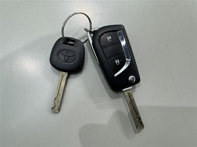 ヤリス Ｘ　ミュージックプレイヤー接続可　バックカメラ　衝突被害軽減システム　ＥＴＣ（23枚目）