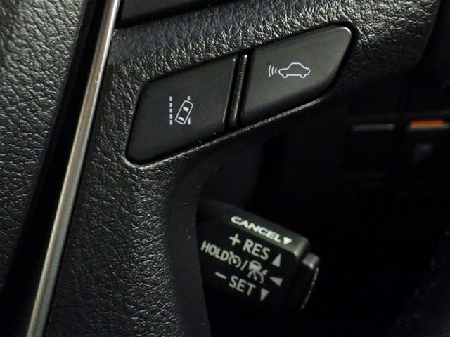 アルファード ２．５Ｓ　タイプゴールドＩＩ　フルセグ　メモリーナビ　ＤＶＤ再生　ミュージックプレイヤー接続可　後席モニター　バックカメラ　衝突被害軽減システム　ＥＴＣ　ドラレコ　両側電動スライド　ＬＥＤヘッドランプ　乗車定員７人　３列シート（22枚目）