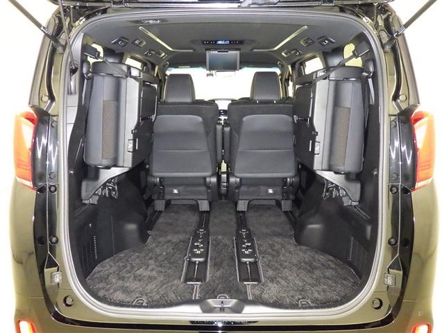 アルファード ２．５Ｓ　タイプゴールドＩＩ　フルセグ　メモリーナビ　ＤＶＤ再生　ミュージックプレイヤー接続可　後席モニター　バックカメラ　衝突被害軽減システム　ＥＴＣ　ドラレコ　両側電動スライド　ＬＥＤヘッドランプ　乗車定員７人　３列シート（32枚目）