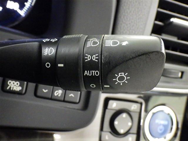 クラウンハイブリッド アスリート　ミュージックプレイヤー接続可　バックカメラ　衝突被害軽減システム　ＥＴＣ　ＬＥＤヘッドランプ（16枚目）