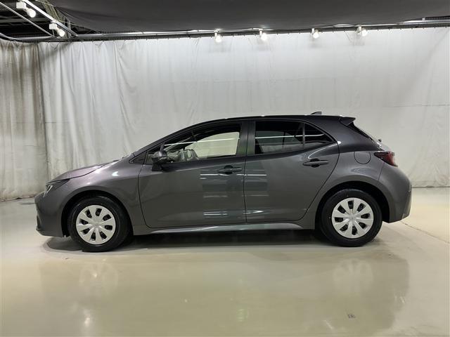 フロントからリヤまで一体感あるスタイリッシュなサイドフォルムです。