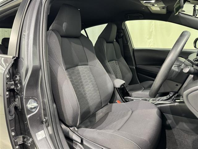 蒸れにくく快適な座り心地です。布なので滑りにくく耐久性が高く念入りなお手入れがいらないというメリットがあります。