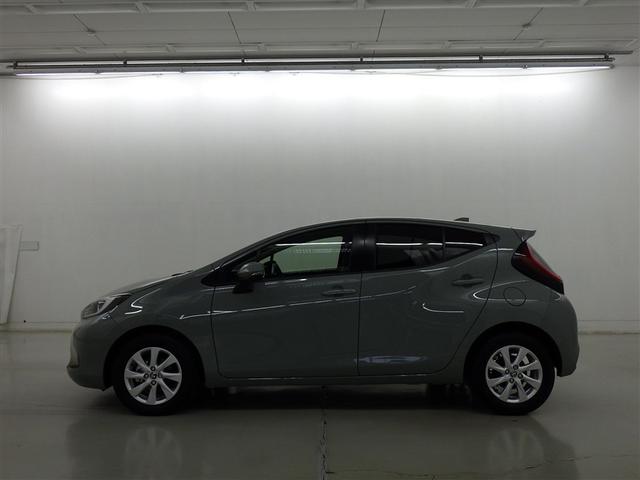 アクア Ｚ　フルセグ　メモリーナビ　ミュージックプレイヤー接続可　バックカメラ　衝突被害軽減システム　ＥＴＣ　ＬＥＤヘッドランプ（3枚目）