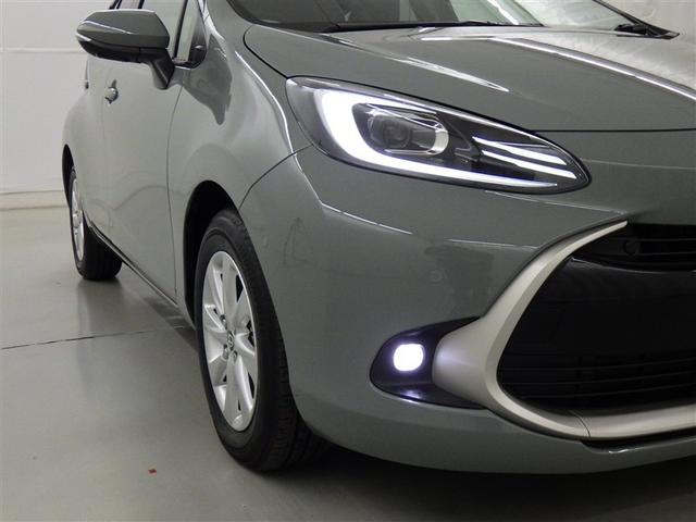 アクア Ｚ　フルセグ　メモリーナビ　ミュージックプレイヤー接続可　バックカメラ　衝突被害軽減システム　ＥＴＣ　ＬＥＤヘッドランプ（6枚目）