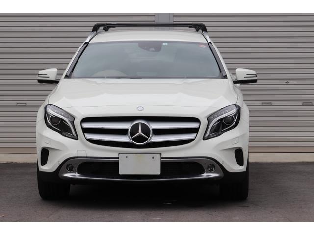 ＧＬＡクラス ＧＬＡ２５０　４マチック　レザーエクスクルーシブＰＫＧ／レーダーセーフティＰＫＧ／ブラウンレザーシート／シートヒーター／パワーシート／ハーマンカードン／パワーバックドア／キーレス／純正ナビ（5枚目）