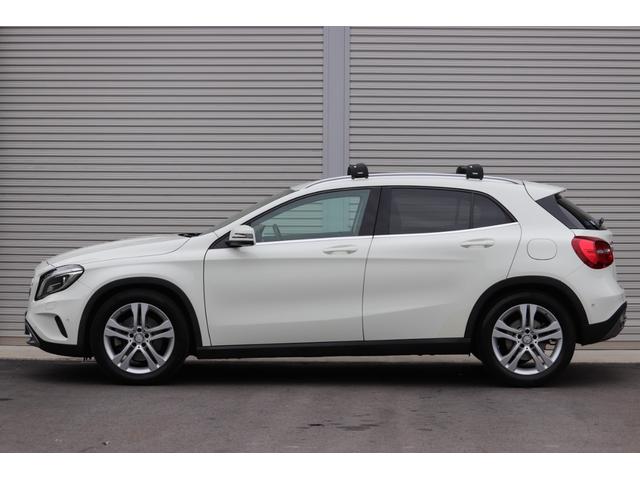 ＧＬＡクラス ＧＬＡ２５０　４マチック　レザーエクスクルーシブＰＫＧ／レーダーセーフティＰＫＧ／ブラウンレザーシート／シートヒーター／パワーシート／ハーマンカードン／パワーバックドア／キーレス／純正ナビ（7枚目）