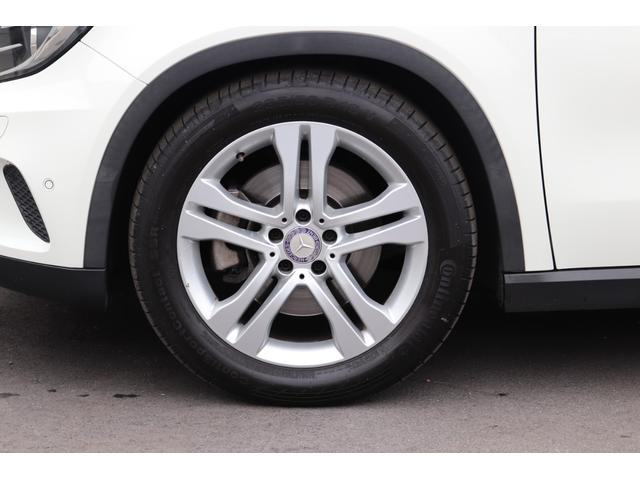 ＧＬＡクラス ＧＬＡ２５０　４マチック　レザーエクスクルーシブＰＫＧ／レーダーセーフティＰＫＧ／ブラウンレザーシート／シートヒーター／パワーシート／ハーマンカードン／パワーバックドア／キーレス／純正ナビ（10枚目）