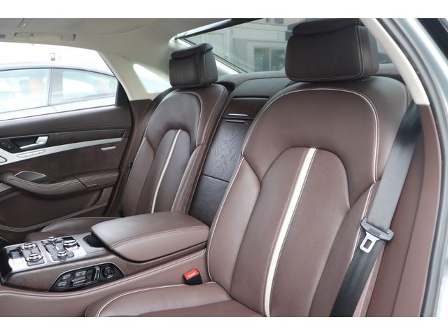 A8 L 4.2FSIクワトロ BANG&OLUFSEN/リアエンター/全席シートヒーター/ベンチレーター/パワーシート/ブラウンレザー/マッサージシート/アルカンターラルーフ/サンルーフ/LEDヘッドライト/純正ナビ(20枚目)