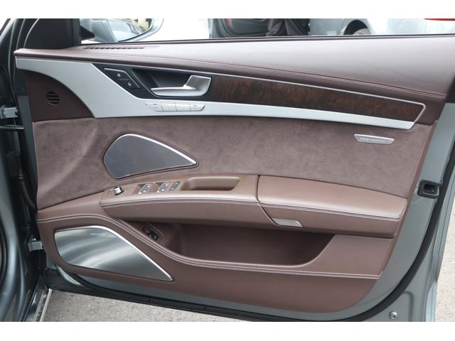 A8 L 4.2FSIクワトロ BANG&OLUFSEN/リアエンター/全席シートヒーター/ベンチレーター/パワーシート/ブラウンレザー/マッサージシート/アルカンターラルーフ/サンルーフ/LEDヘッドライト/純正ナビ(22枚目)