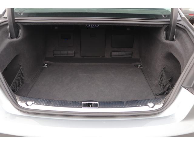 A8 L 4.2FSIクワトロ BANG&OLUFSEN/リアエンター/全席シートヒーター/ベンチレーター/パワーシート/ブラウンレザー/マッサージシート/アルカンターラルーフ/サンルーフ/LEDヘッドライト/純正ナビ(30枚目)