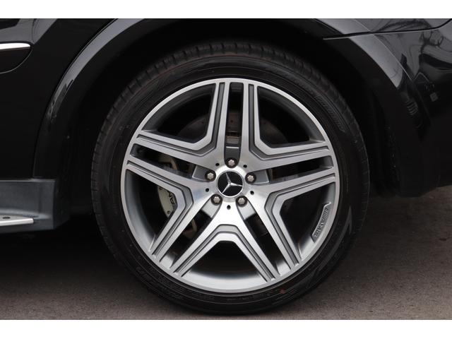 Mクラス ML63 AMG スマートキー/プッシュスタート/ナッパレザーシート/ガラス電動サンルーフ/純正21inAW/パワーシート/シートヒーター/電動リアゲート/純正ナビ/(10枚目)