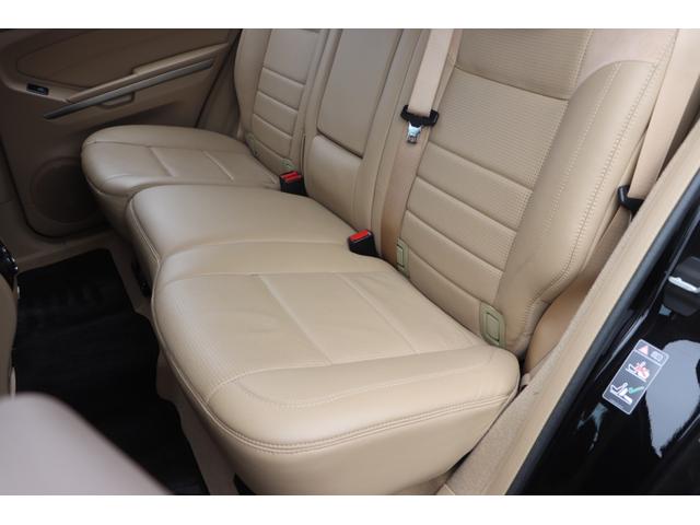 Mクラス ML63 AMG スマートキー/プッシュスタート/ナッパレザーシート/ガラス電動サンルーフ/純正21inAW/パワーシート/シートヒーター/電動リアゲート/純正ナビ/(22枚目)