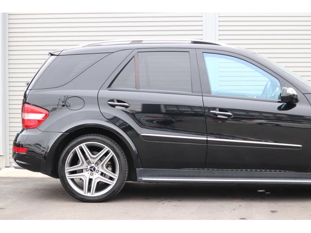 Mクラス ML63 AMG スマートキー/プッシュスタート/ナッパレザーシート/ガラス電動サンルーフ/純正21inAW/パワーシート/シートヒーター/電動リアゲート/純正ナビ/(45枚目)