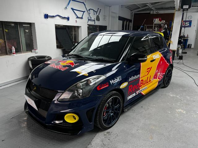 スイフトスポーツ ベースグレード GREDDYターボキット フルーラッピング(3枚目)