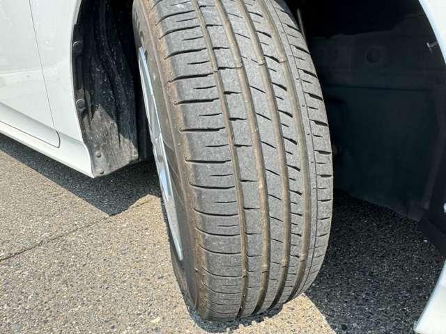 プリウス Ｓ　自社ローン　ナビ　ＴＶ　ドライブレコーダー　ＥＴＣ　キーレス　スマートキー　バックカメラ　ＣＤ　純正アルミホイール（46枚目）