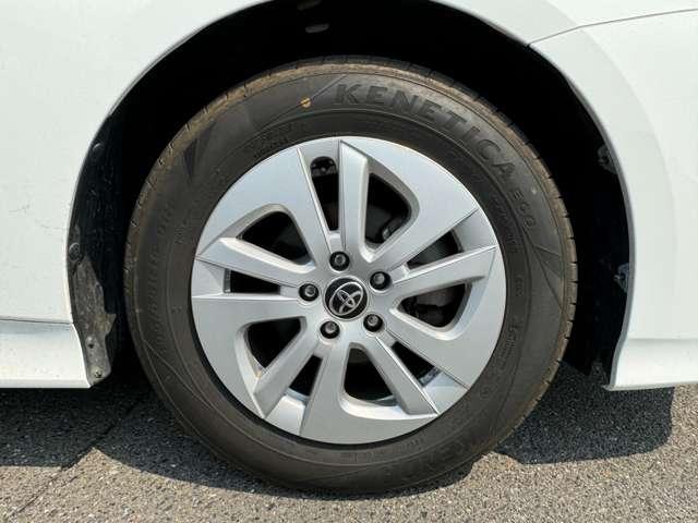 プリウス Ｓ　自社ローン　ナビ　ＴＶ　ドライブレコーダー　ＥＴＣ　キーレス　スマートキー　バックカメラ　ＣＤ　純正アルミホイール（49枚目）