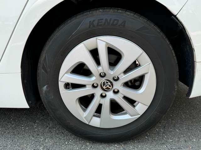 プリウス Ｓ　自社ローン　ナビ　ＴＶ　ドライブレコーダー　ＥＴＣ　キーレス　スマートキー　バックカメラ　ＣＤ　純正アルミホイール（50枚目）